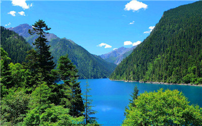 View of Jiuzhaigou Long lake.jpg