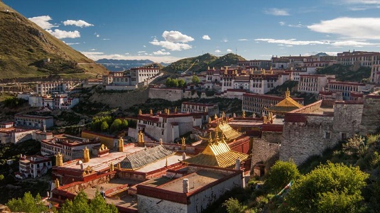 Gandna Monastery Tibet.jpg