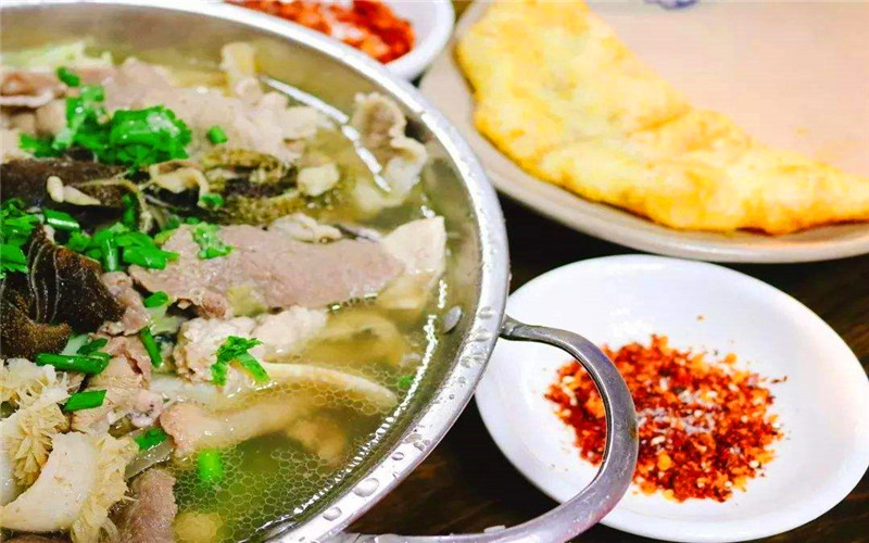 Qiaojiao Beef Soup Pot of Leshan