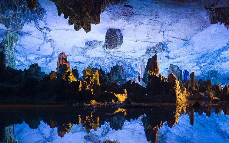 Reed flute cave.jpg